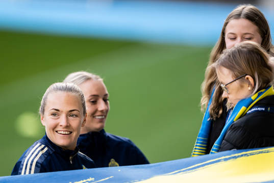 Magdalena Eriksson and Stina Blackstenius