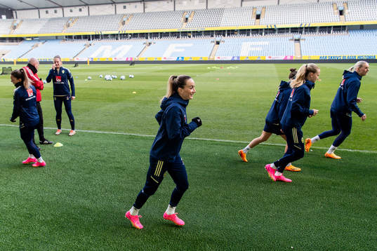 Kosovare Asllani