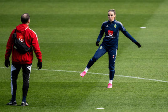 Kosovare Asllani