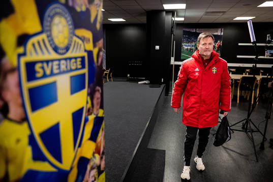 Bläddra bland fler bilder av Football, Sweden, Training 