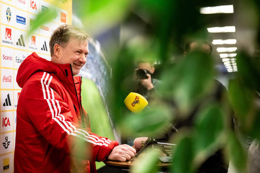 Head coach Peter Gerhardsson