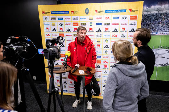 Head coach Peter Gerhardsson