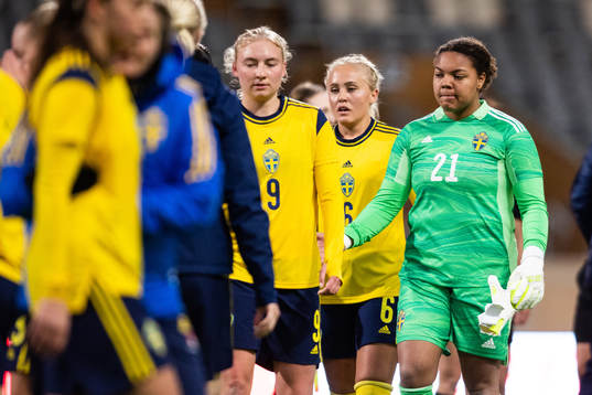 Goalkeeper Serina Iddrisu Backmark of Sweden looks dejected