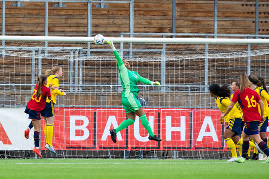 Goalkeeper Serina Iddrisu Backmark of Sweden