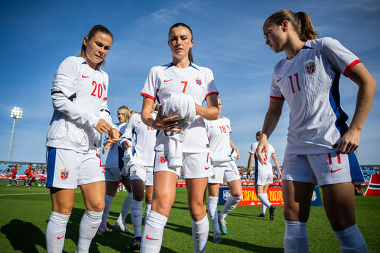 Emilie Bosshard Haavi, Ingrid Syrstad Engen and Guro Reiten