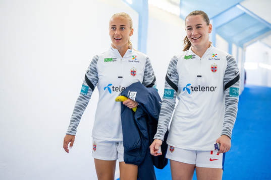 Anja Sønstevold and Elisabeth Terland of Norway