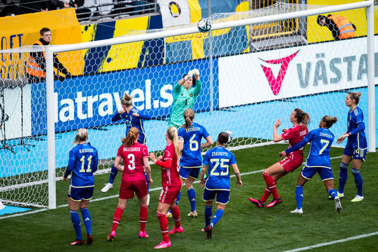 Goalkeeper Zecira Musovic of Sweden