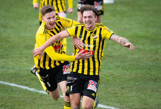 IFK Hässleholms Axel Winberg har gjort 3-1 (och även 1-1)