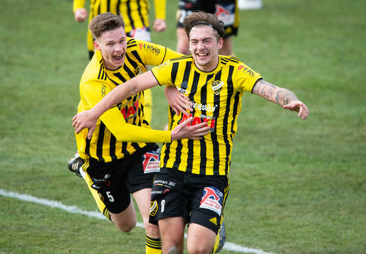 IFK Hässleholms Axel Winberg har gjort 3-1 (och även 1-1)