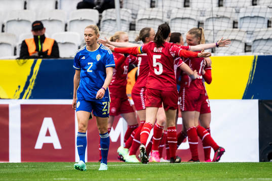 Bläddra bland fler bilder av Football, International Friendly, Sweden - Denmark