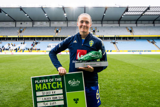Magdalena Eriksson of Sweden receives Player of the match