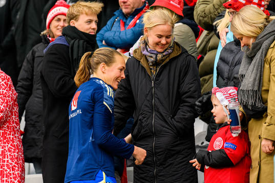 Magdalena Eriksson of Sweden with girlfriend Pernille