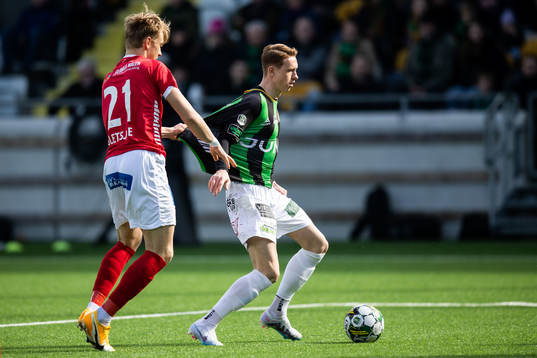 Brages Henry Sletsjøe och GAISs Julius Lindberg