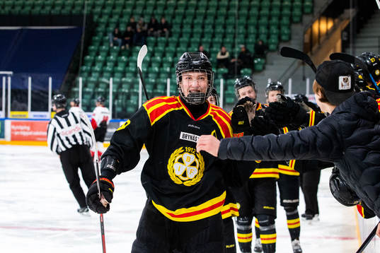 Brynäs Melker Jonsson jublar