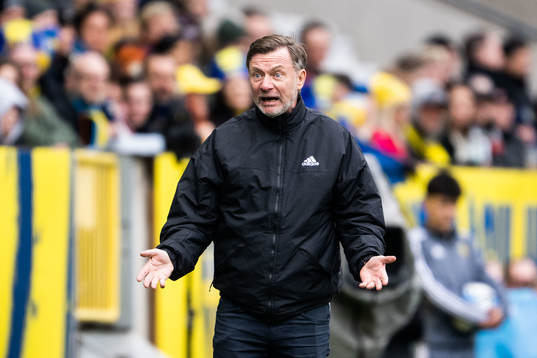 Head coach Peter Gerhardsson of Sweden reacts