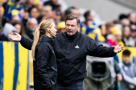 Head coach Peter Gerhardsson of Sweden reacts