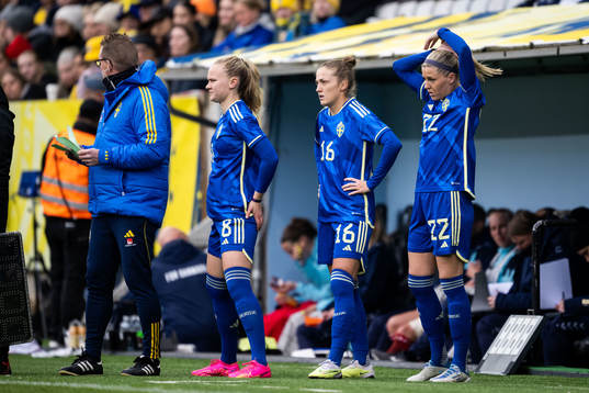 Matilda Vinberg, Filippa Angeldahl and Olivia Schough of