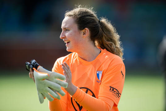 Malmö FFs målvakt Linnea Hagberg jublar