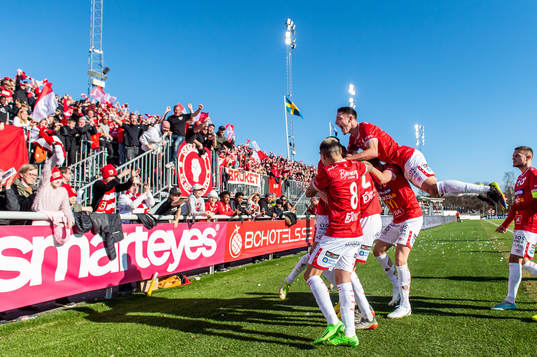 Bläddra bland fler bilder av Fotboll, Allsvenskan, Degerfors - Halmstad