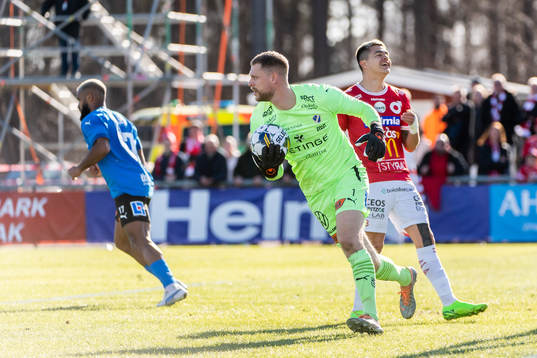 Halmstads målvakt Malkolm Nilsson Säfqvist