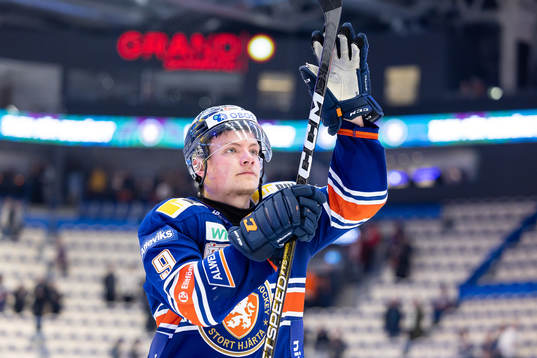 Växjös Victor Stjernborg jublar