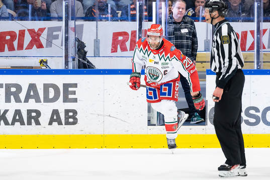 Frölundas Joel Lundqvist deppar när han får matchstraff