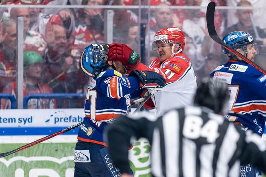 Växjös Glenn Gustafsson och Frölundas Erik Borg