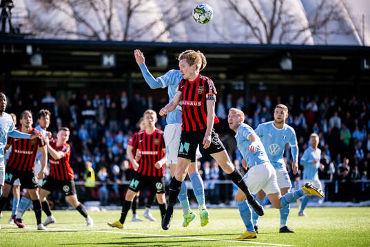 Malmö FFs Lasse Nielsen och Brommapojkarnas Gustav