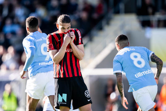 Brommapojkarnas Nikola Vasic deppar