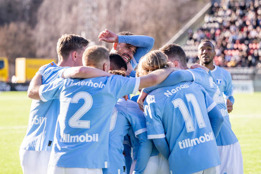 Malmö FFs spelare jublar