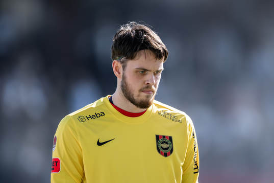 Brommapojkarnas målvakt Oscar Linnér