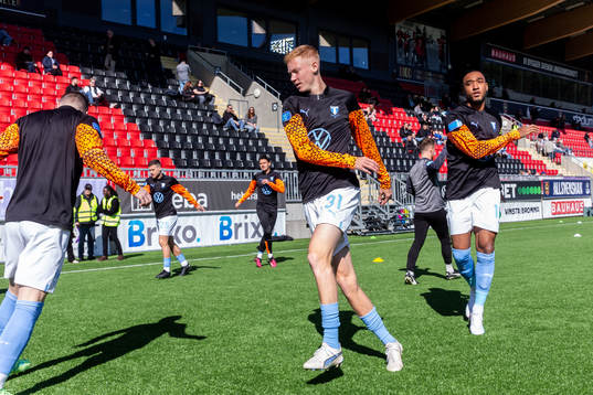 Malmö FFs Hugo Larsson och Derek Cornelius