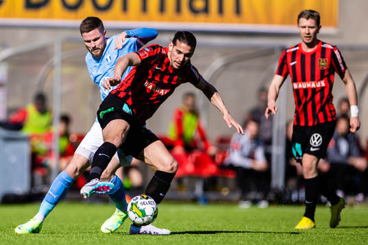 Malmö FFs Lasse Nielsen och Brommapojkarnas Nikola Vasic