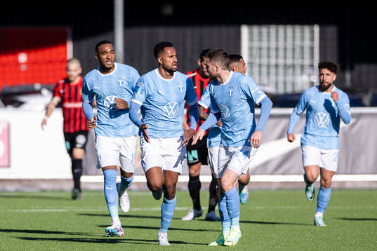 Malmö FFs Isaac Kiese Thelin jublar