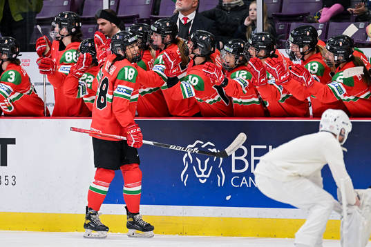 Alexandra Huszak of Hungary celebrate