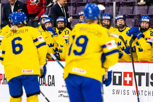 Players of Sweden celebrate