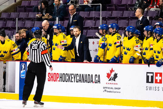 Head coach Ulf Lundberg of Sweden