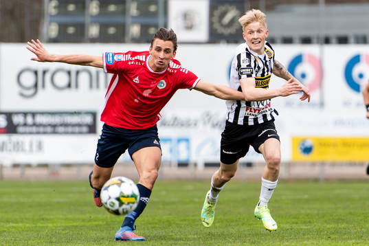 Bläddra bland fler bilder av Fotboll, Superettan, Landskrona - Utsikten