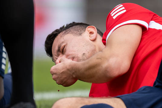 Utsiktens Predrag Randelovic blöder