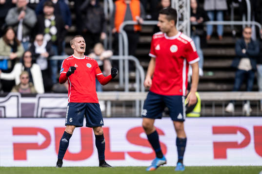 Utsiktens Erik Westermark jublar