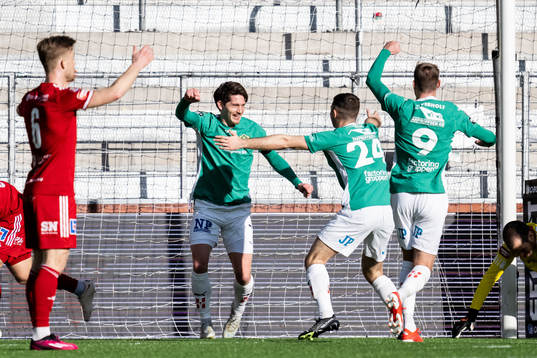 Jönköpings Södras Robin Book jublar