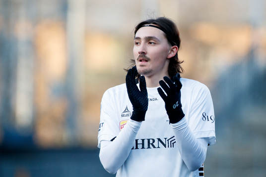 Örebros Adam Bark