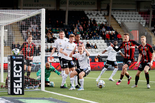 Östersunds Aly Keita, Jakob Johnsson och Malcolm Stolt mot