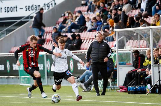 Östersunds Jakob Johnsson och Örebros Samuel Dahl