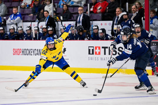 Hanna Thuvik of Sweden and Krista Parkkonen of Finland