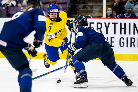 Mira Jungåker of Sweden