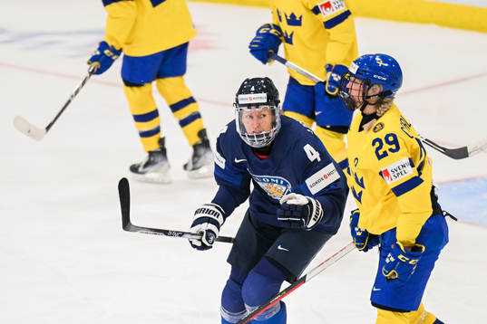 Rosa Lindstedt of Finland celebrates