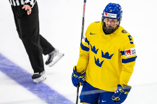 Annie Silén of Sweden  looks dejected