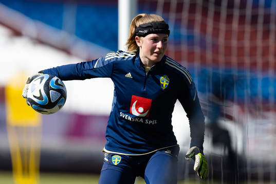 Goalkeeper Tove Enblom of Sweden