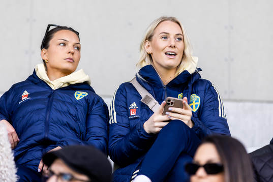 Svenska damlandslagets Johanna Rytting Kaneryd och Stina